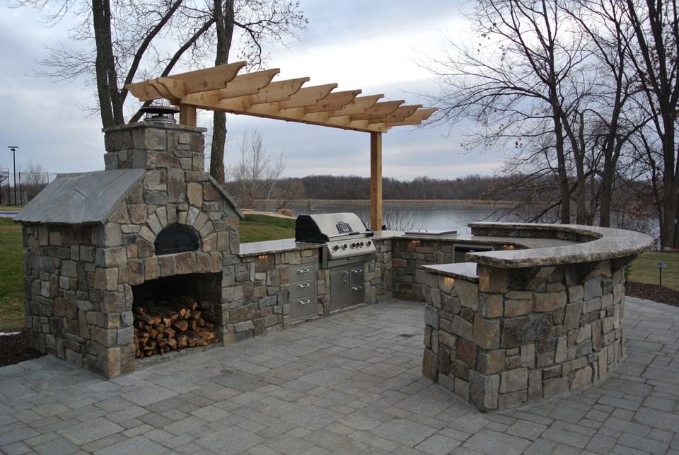 Outdoor Fireplaces, Fire Pits & Kitchens Green Meadows Inc.